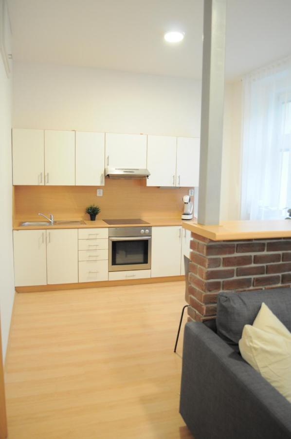 Qik Apartment